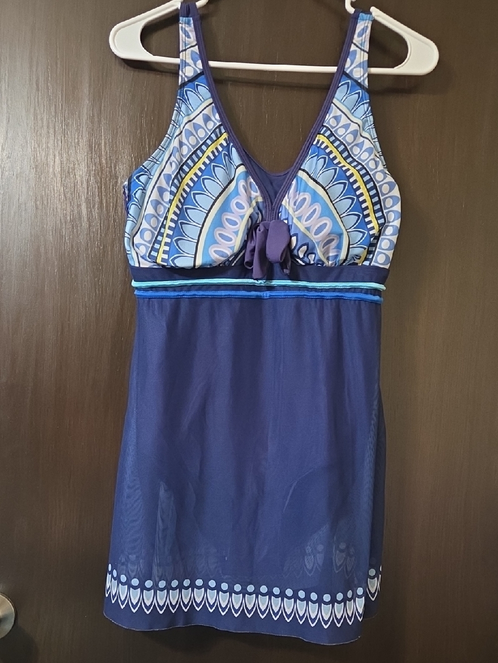 no name brand ladies Swimsuit blue Large